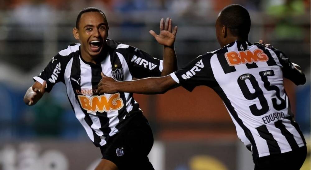  马赛主场顽强逼平劲旅，保级形势现曙光